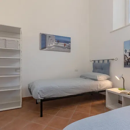 Guesthost - Dimora Storica Manfredini Nel Cuore Di Appartement *