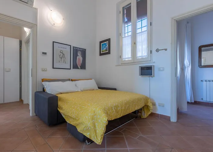 Guesthost - Dimora Storica Manfredini Nel Cuore Di Apartmán