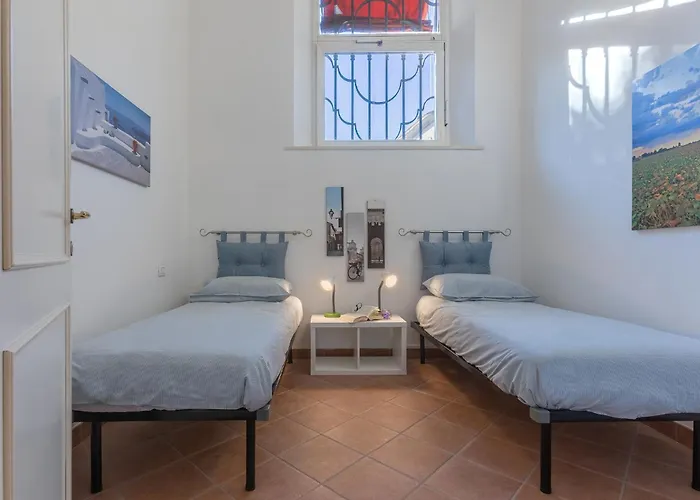 Guesthost - Dimora Storica Manfredini Nel Cuore Di * Ferrara