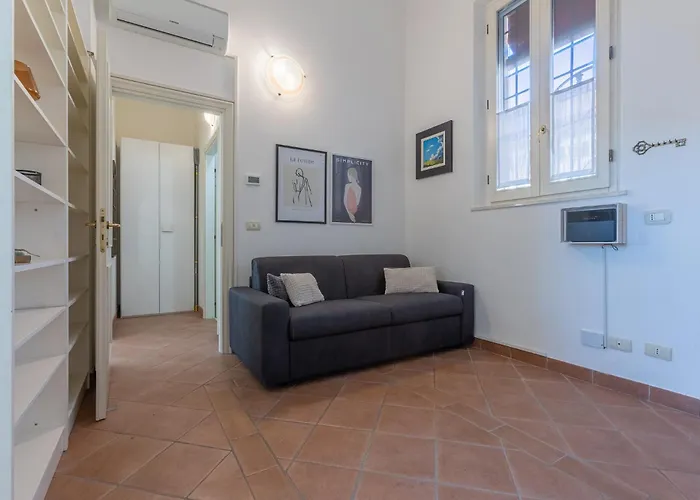 Guesthost - Dimora Storica Manfredini Nel Cuore Di Apartmán *